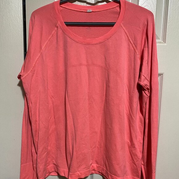 lululemon athletica Tops - Lululemon Swiftly Tech Long Sleeve 2.0 Race Length Sunset